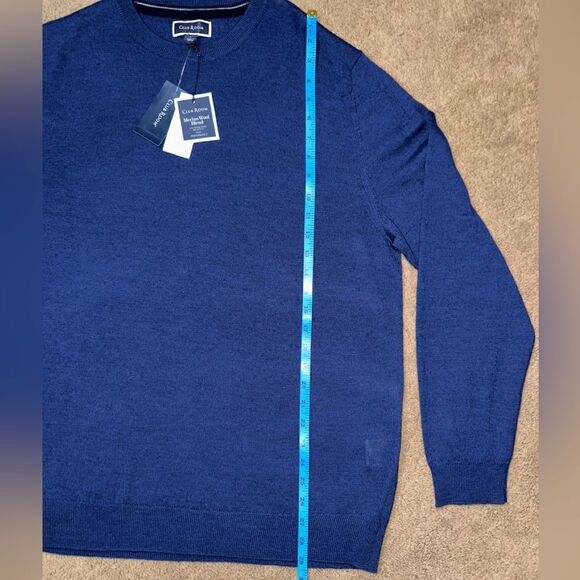 Light Moreno Crewneck - Picture 4 of 5